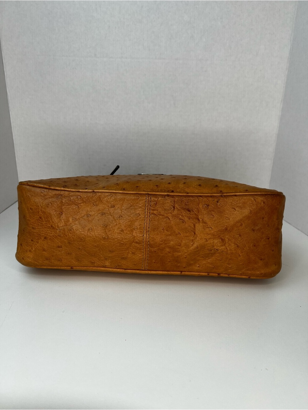 Dooney & Bourke Tan Ostrich Embossed Leather Hobo Bag Slouchy Shoulder Purse - Picture 4 of 7
